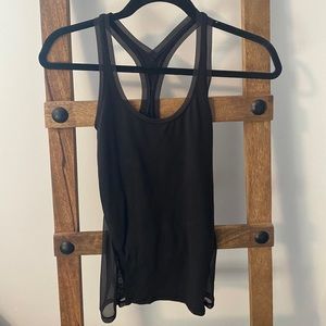 Lululemon sheer back size 2 tank